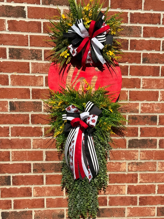 Ladybug “Hi” Door hanger